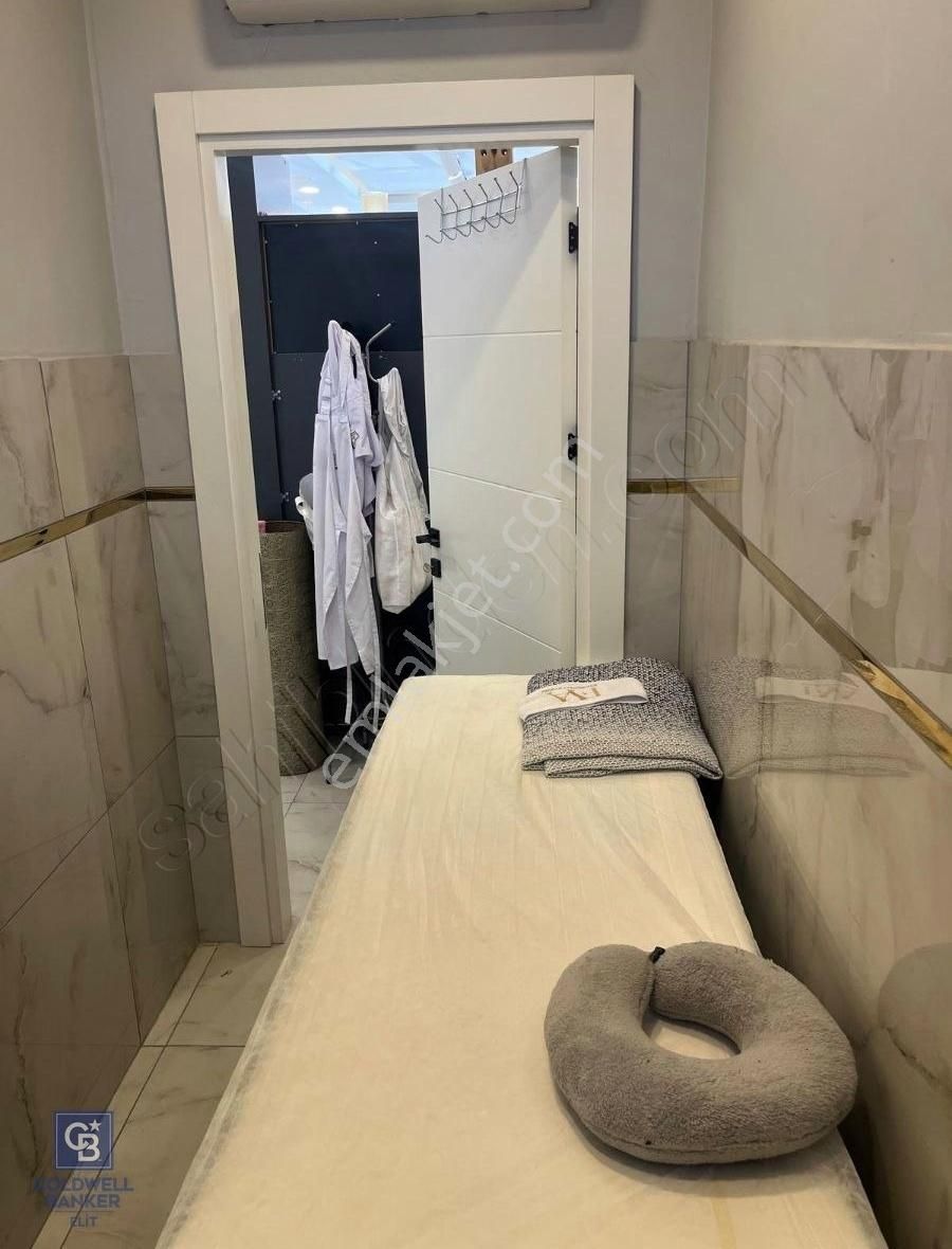 Turgutreis Merkezde Devren Kiralık Kuaför - Görsel 24