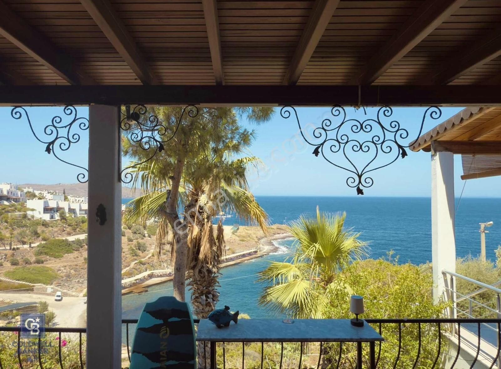 Bodrum Yalıkavak Plajlı Sitede Kiralık Villa