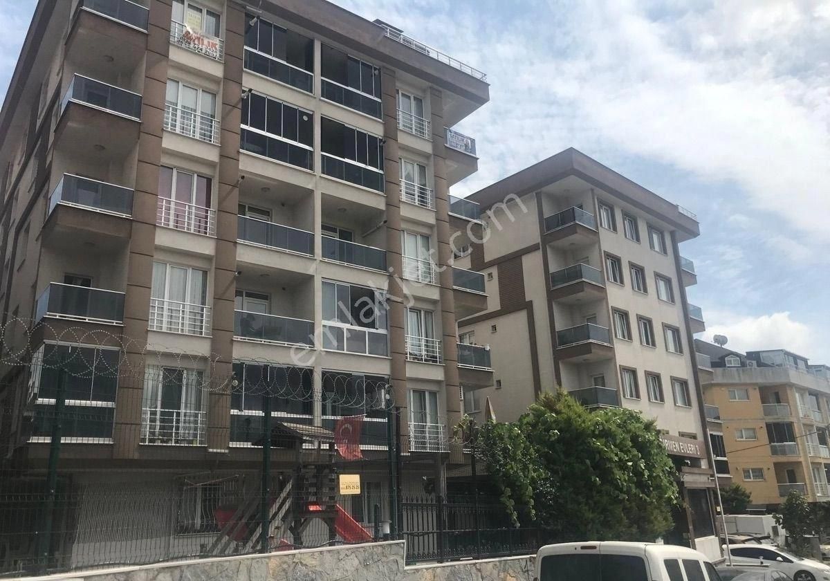Satlık Temiz Bakımlı Site İçinde 2+1 Daire