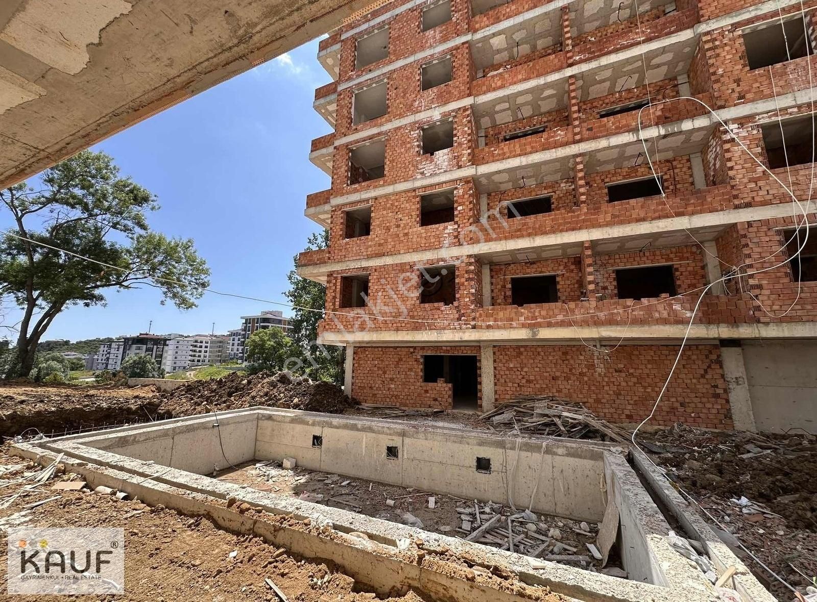 Talip'ten Havuzlu Site İçinde Satılık 2+1 - Görsel 9