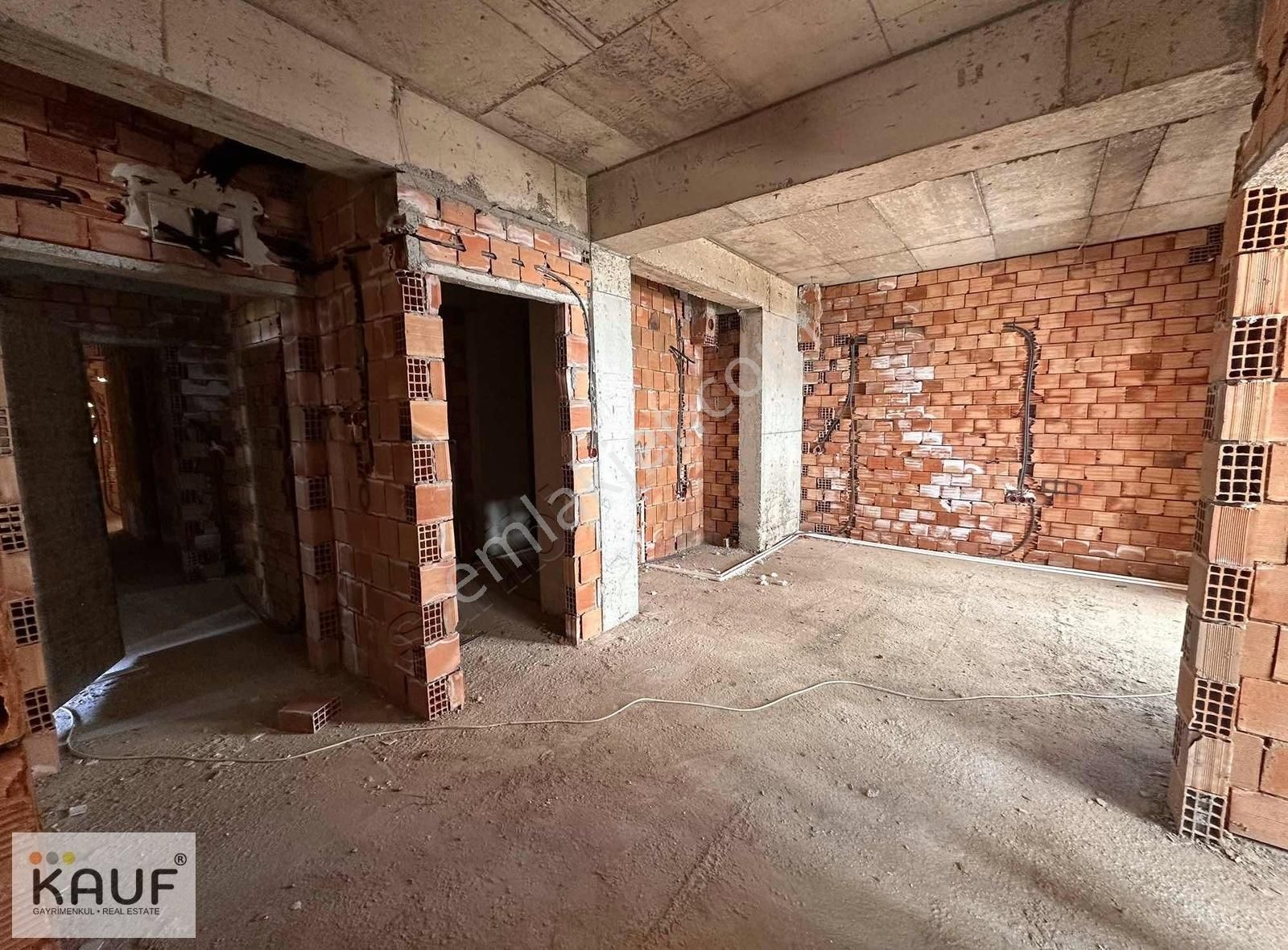 Talip'ten Havuzlu Site İçinde Satılık 2+1 - Görsel 17