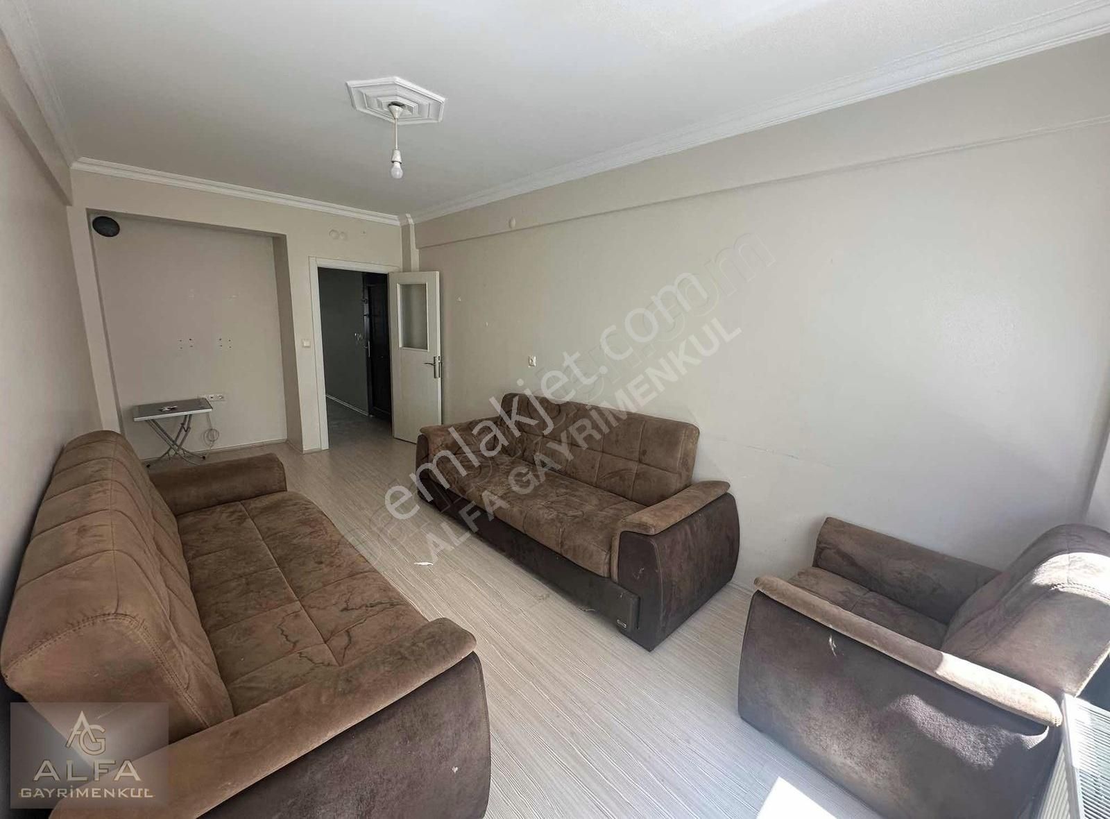 Kumlubel Mahallesinde Kiralık Geniş 2+0 Daire