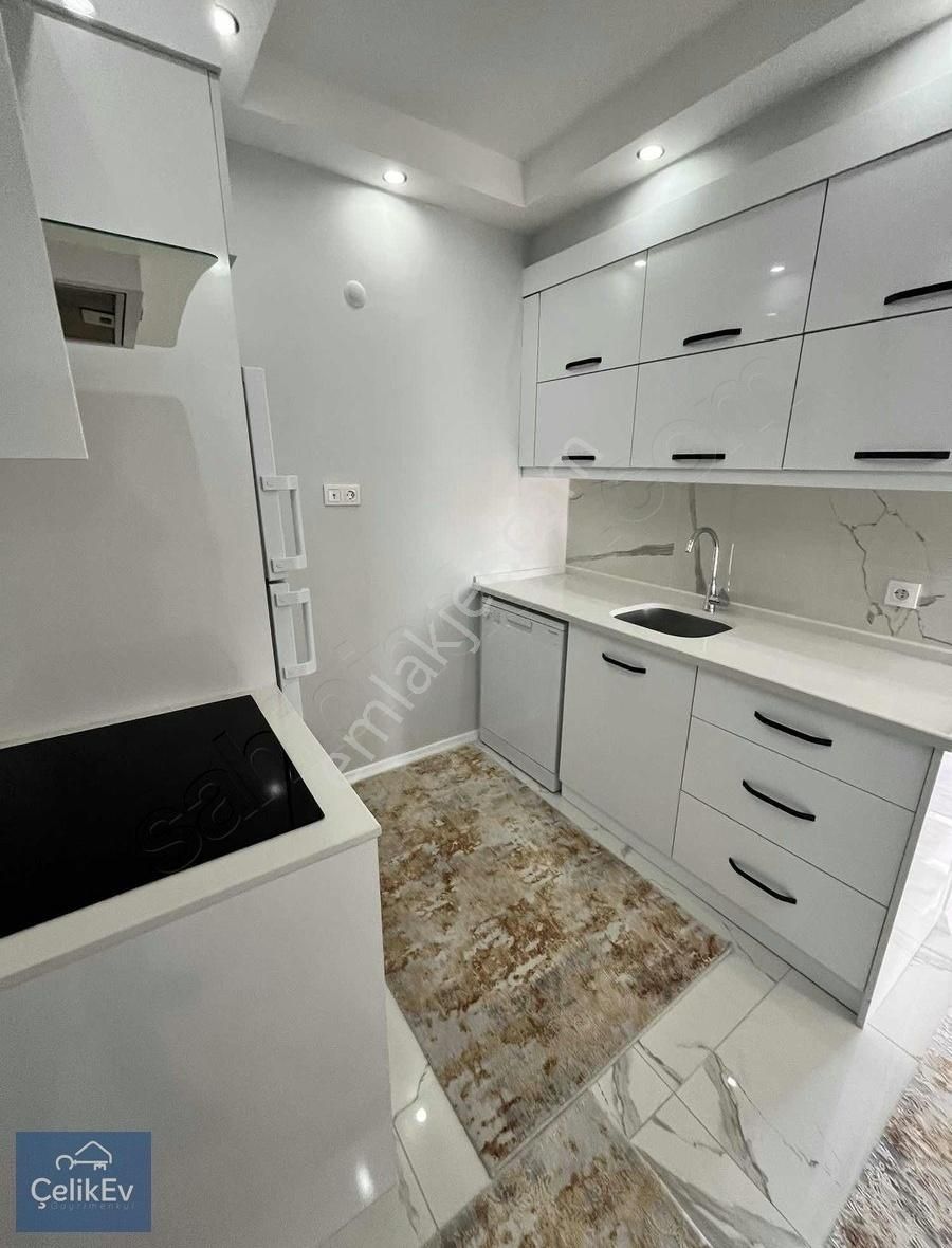 Çelikev Gayrimenkul'den Kiralık 1+1 Lüks Apart