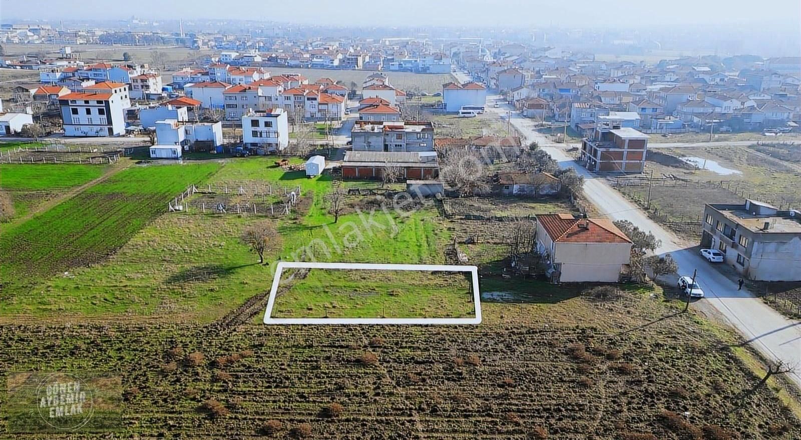 Şehir Merkezine Yakın Köşe Parsel 309 M² İmarlı Arsa