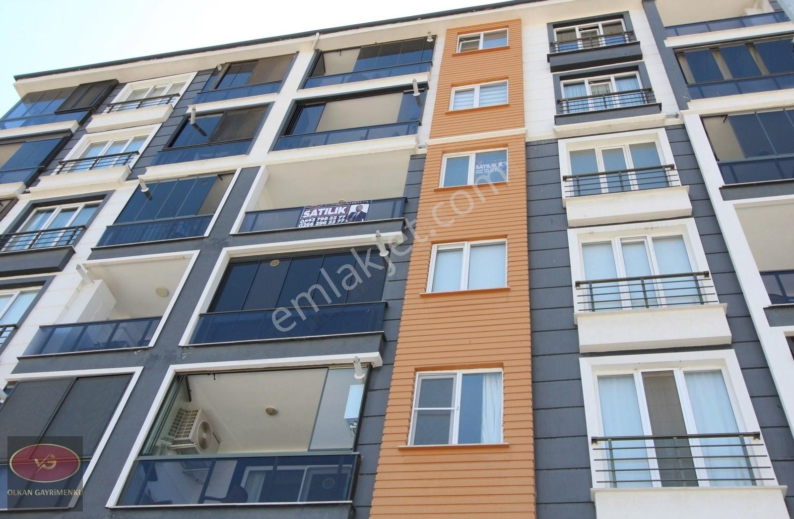 Edremit Kadıköy 'de Volkan'dan *2+1* -açık Mutfaklı- Sıfır Daire
