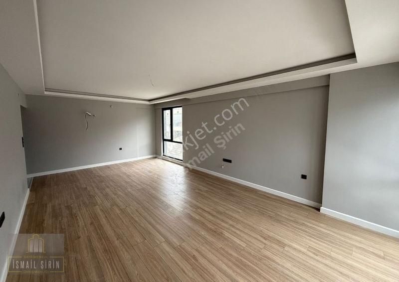 Şirinden Manastır'da Yeni Biten Projemizde Havuzlu 125m2 Daire