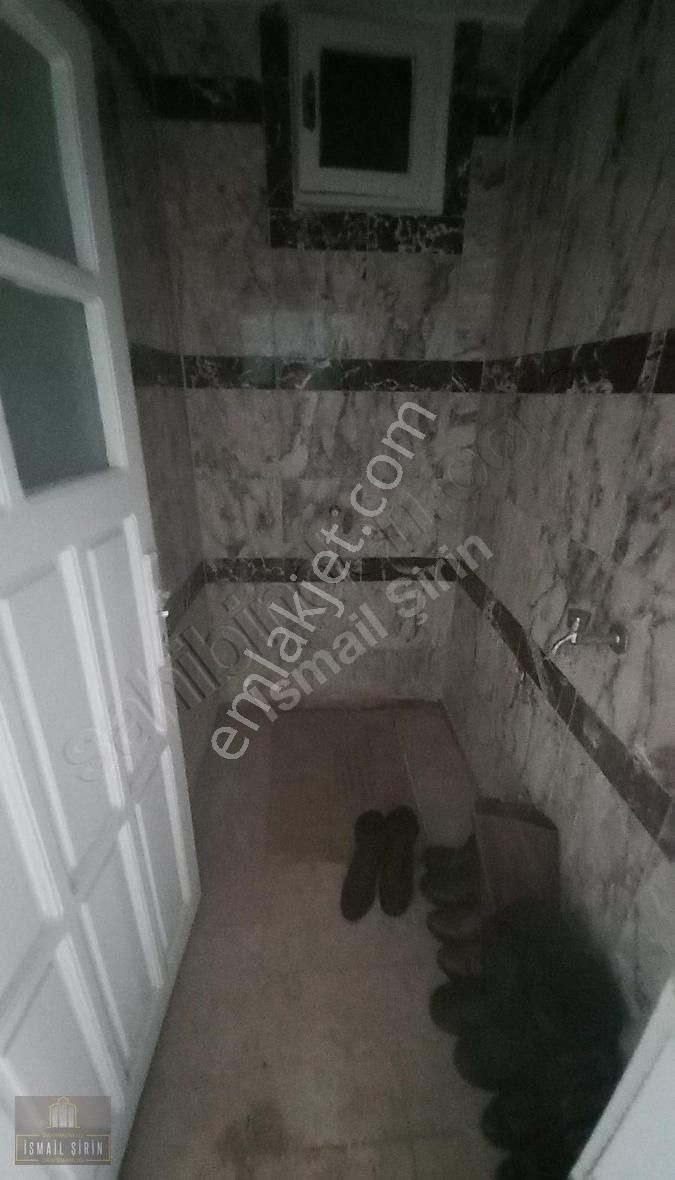 İsmail Şirinden Merkezde Ara Kat Geniş Bakımlı Daire - Görsel 3