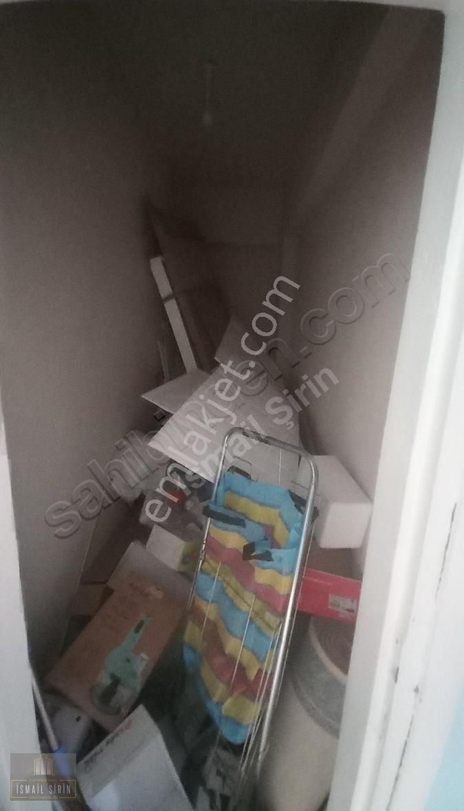 İsmail Şirinden Merkezde Ara Kat Geniş Bakımlı Daire - Görsel 12