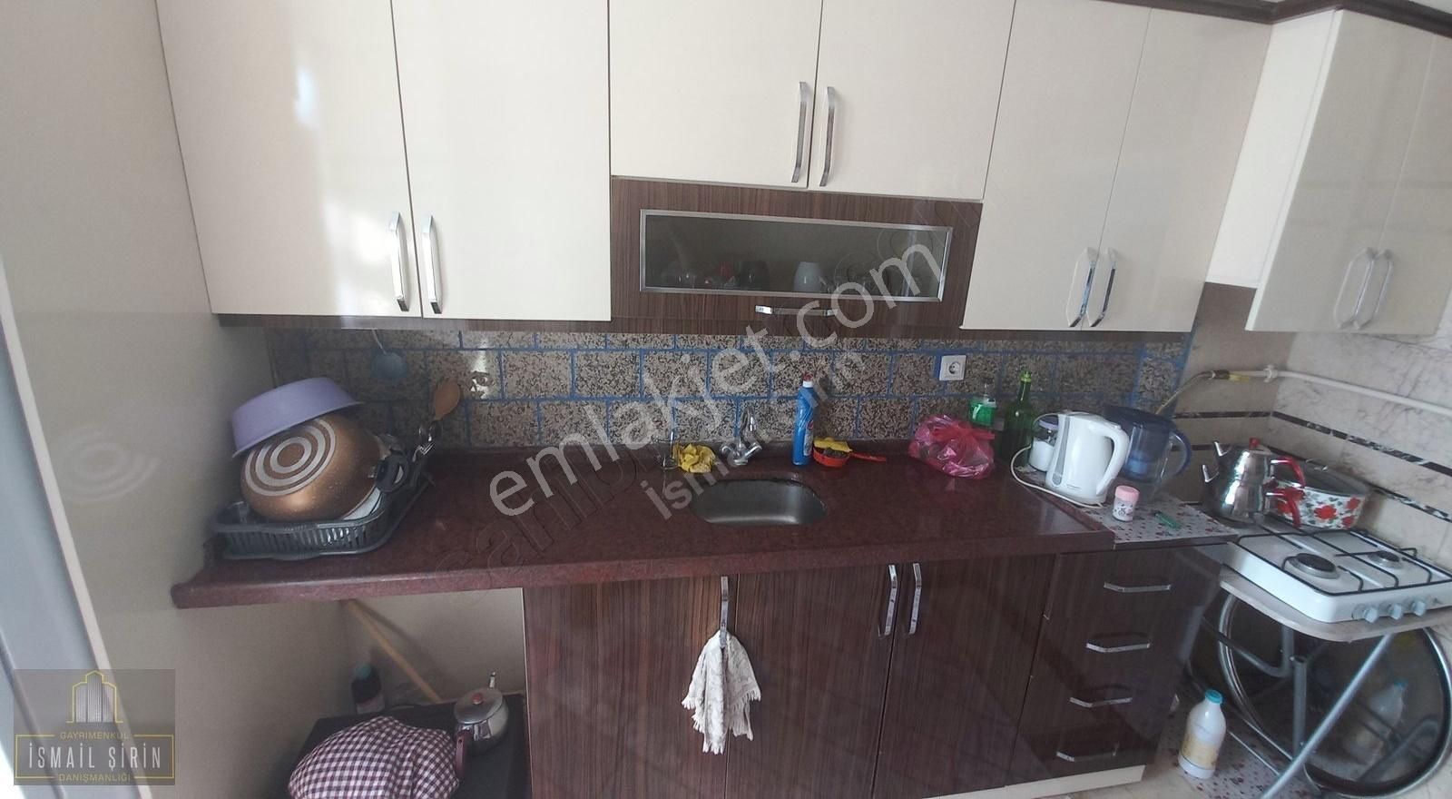 İsmail Şirinden Merkezde Ara Kat Geniş Bakımlı Daire - Görsel 6