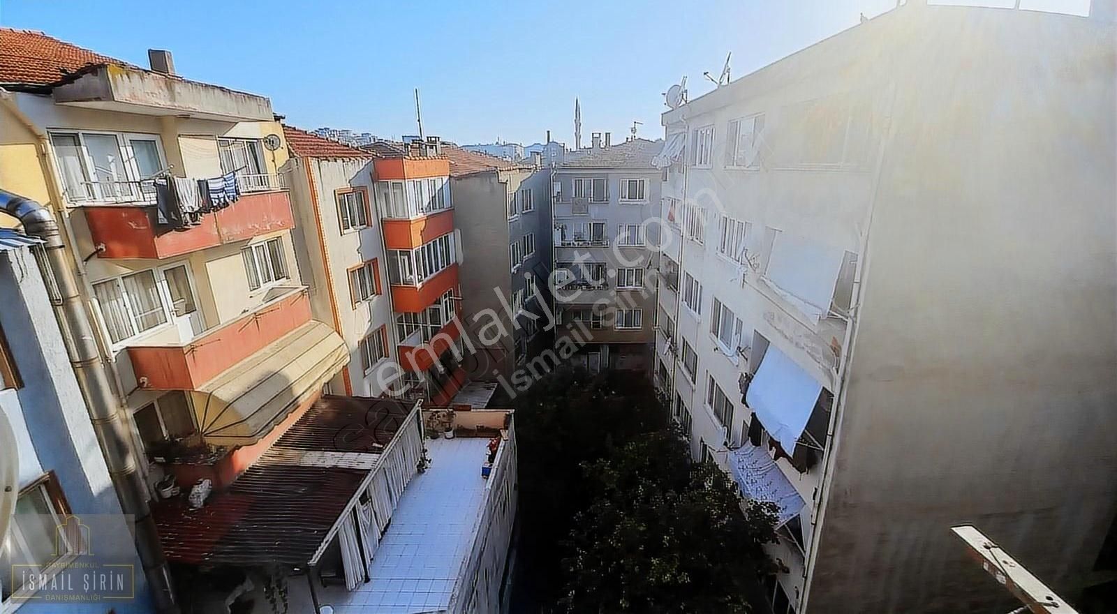 İsmail Şirinden Merkezde Ara Kat Geniş Bakımlı Daire - Görsel 26
