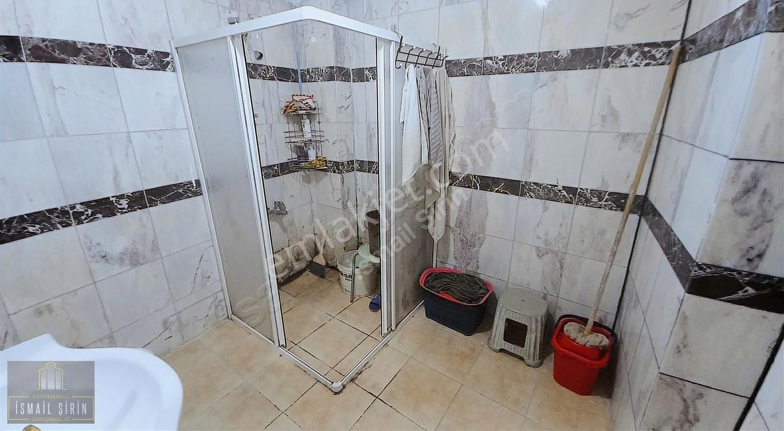 İsmail Şirinden Merkezde Ara Kat Geniş Bakımlı Daire - Görsel 4