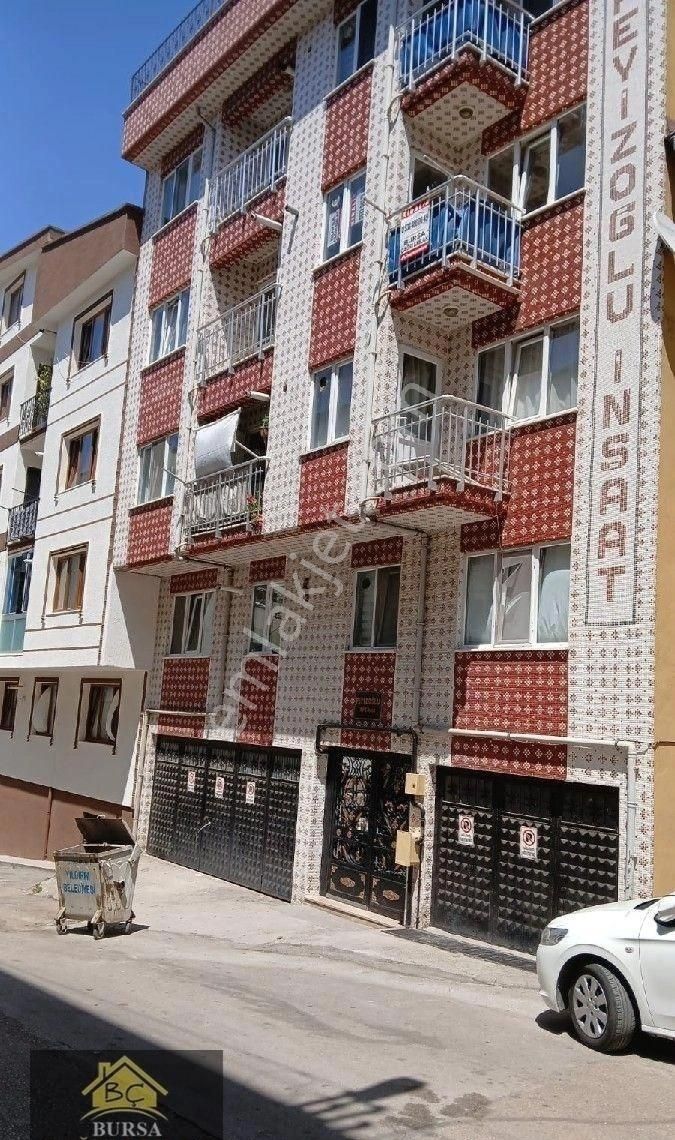 Bursa Yıldırım Hacıseyfettin De Arakat Kombili 2+1 Daire
