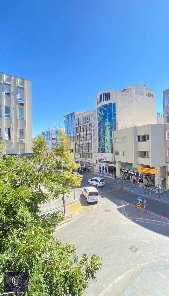 Cumhuriyet Meydanında Kentsel Dönüşüm Avantajı Yatırımlık Dükkan