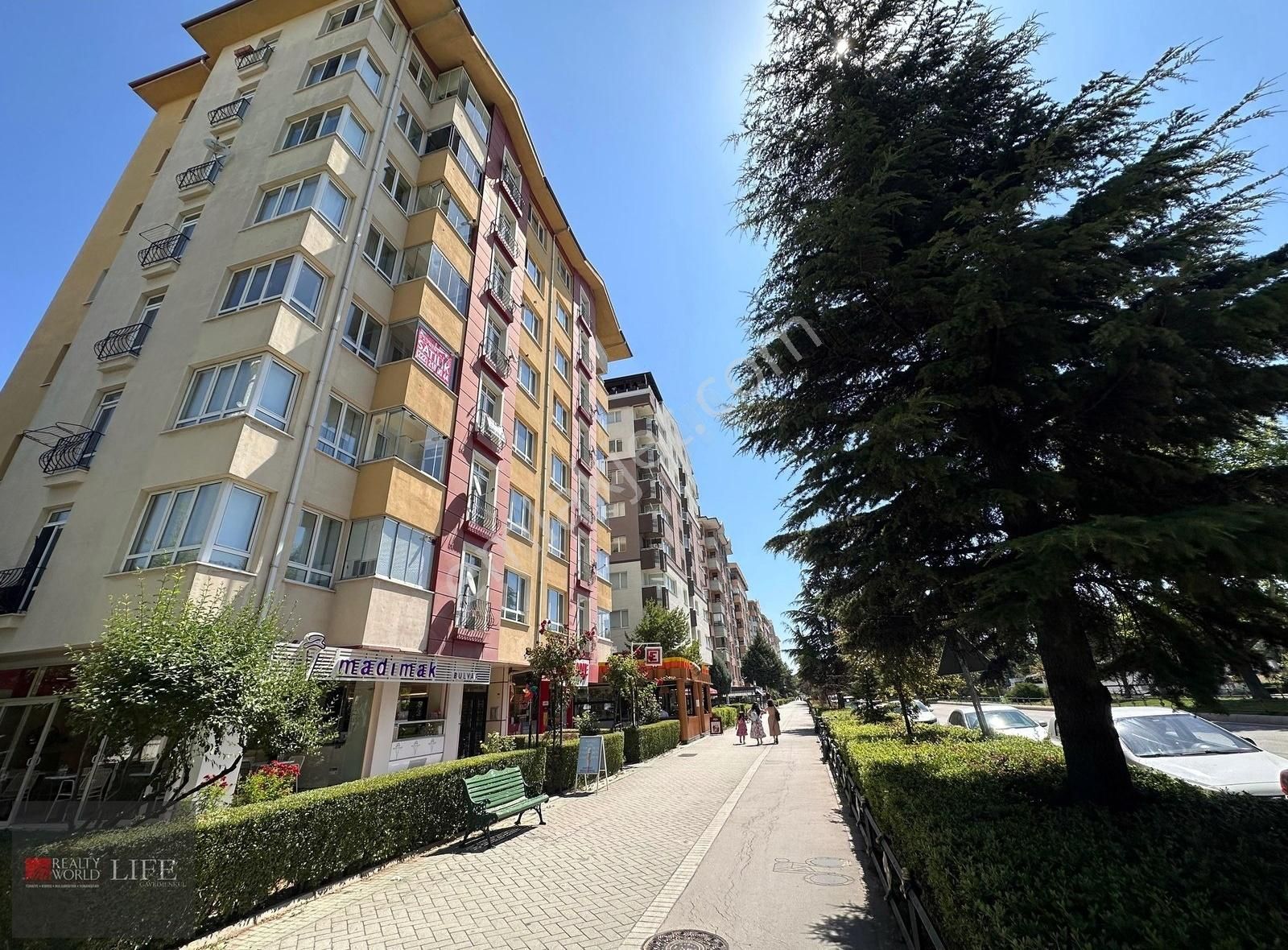 Rw Lıfe // Atatürk Blv. Üzeri Satılık 3+1 Daire