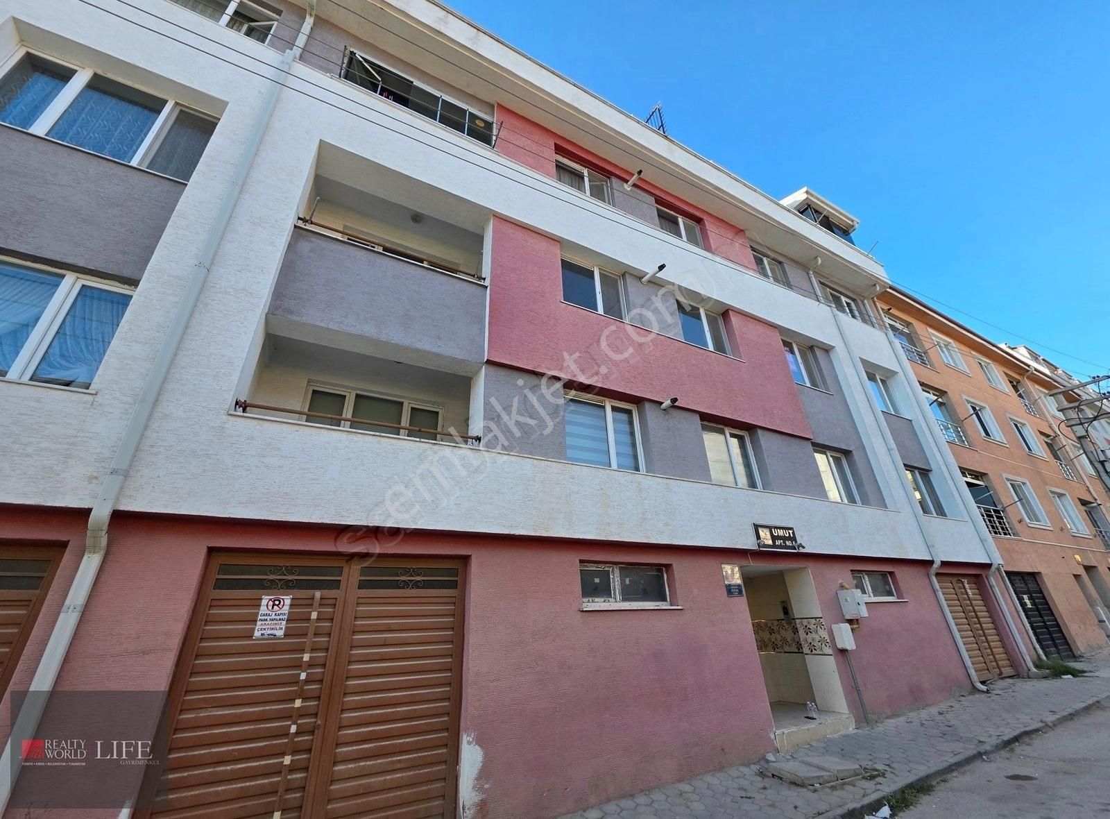 Rw Lıfe// Çamlıca Mah. Ara Kat 2+1 110m2 Kiralık Daire