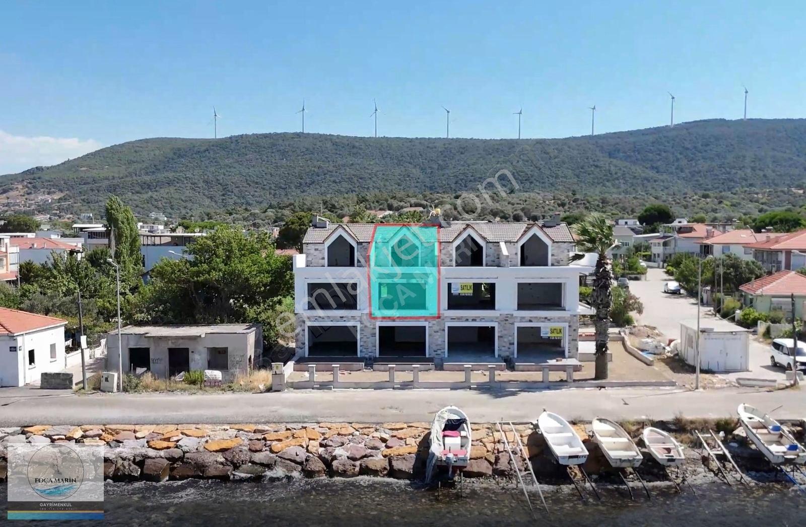 Yenifoça Cumhuriyet Mahallesinde Denize Sıfır 2+1 Dubleks Daire - Görsel 25