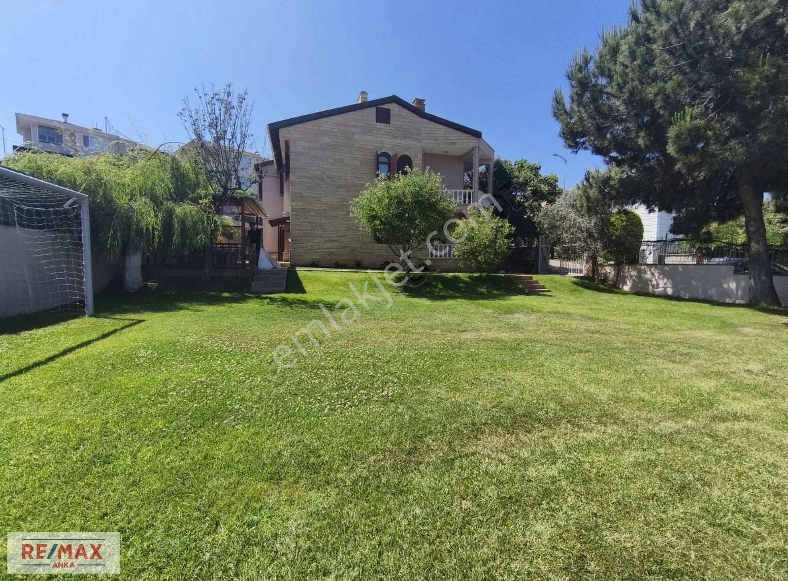 Şile'de İçerisinde 2 Adet Villa+havuz Olan 1014 M2 Satılık Arsa - Görsel 32