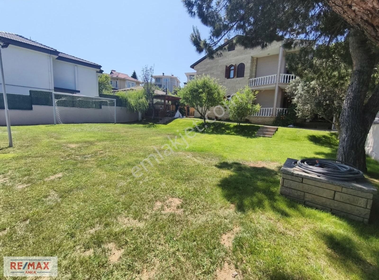 Şile'de İçerisinde 2 Adet Villa+havuz Olan 1014 M2 Satılık Arsa - Görsel 34