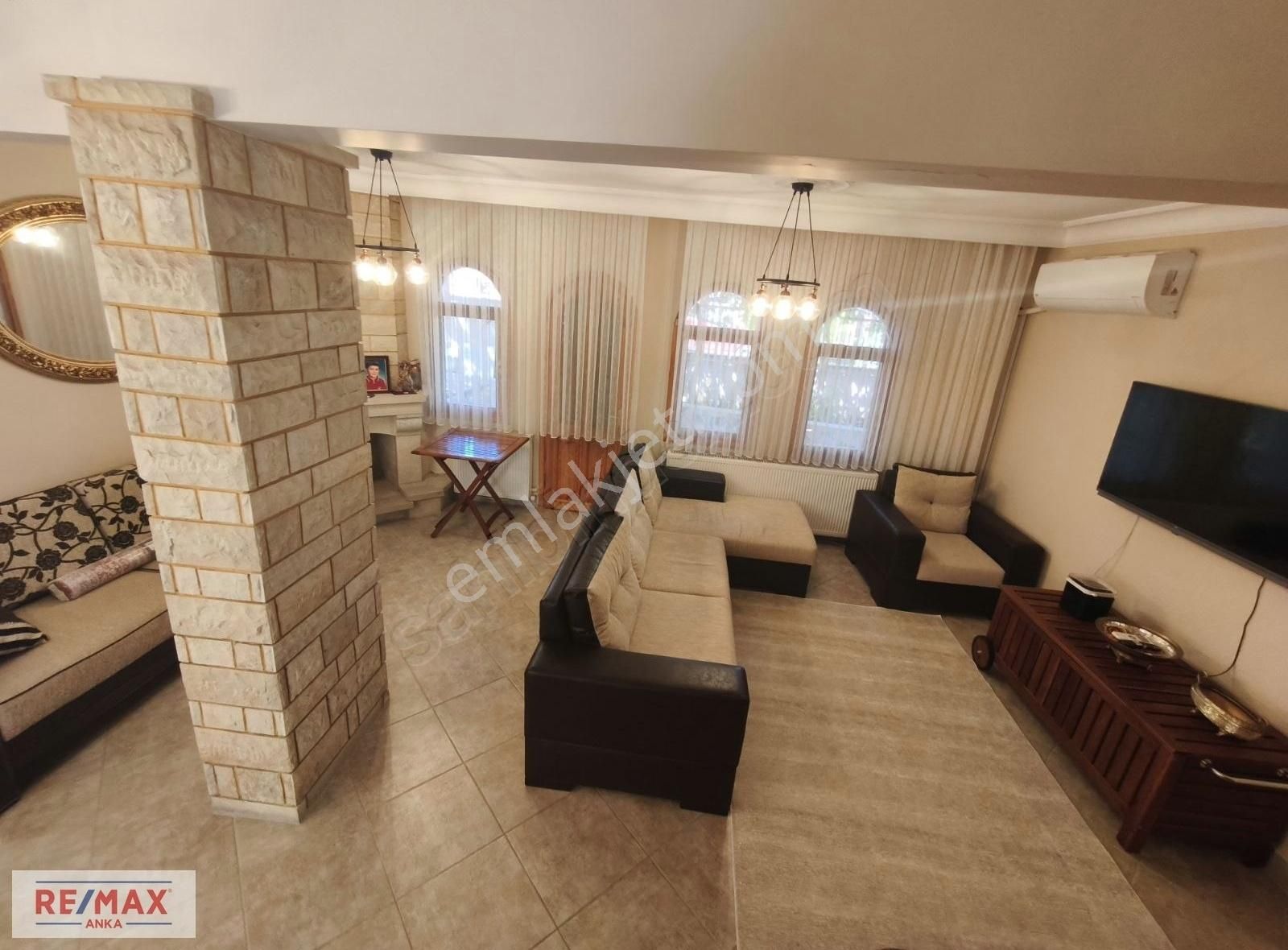 Şile'de İçerisinde 2 Adet Villa+havuz Olan 1014 M2 Satılık Arsa - Görsel 10