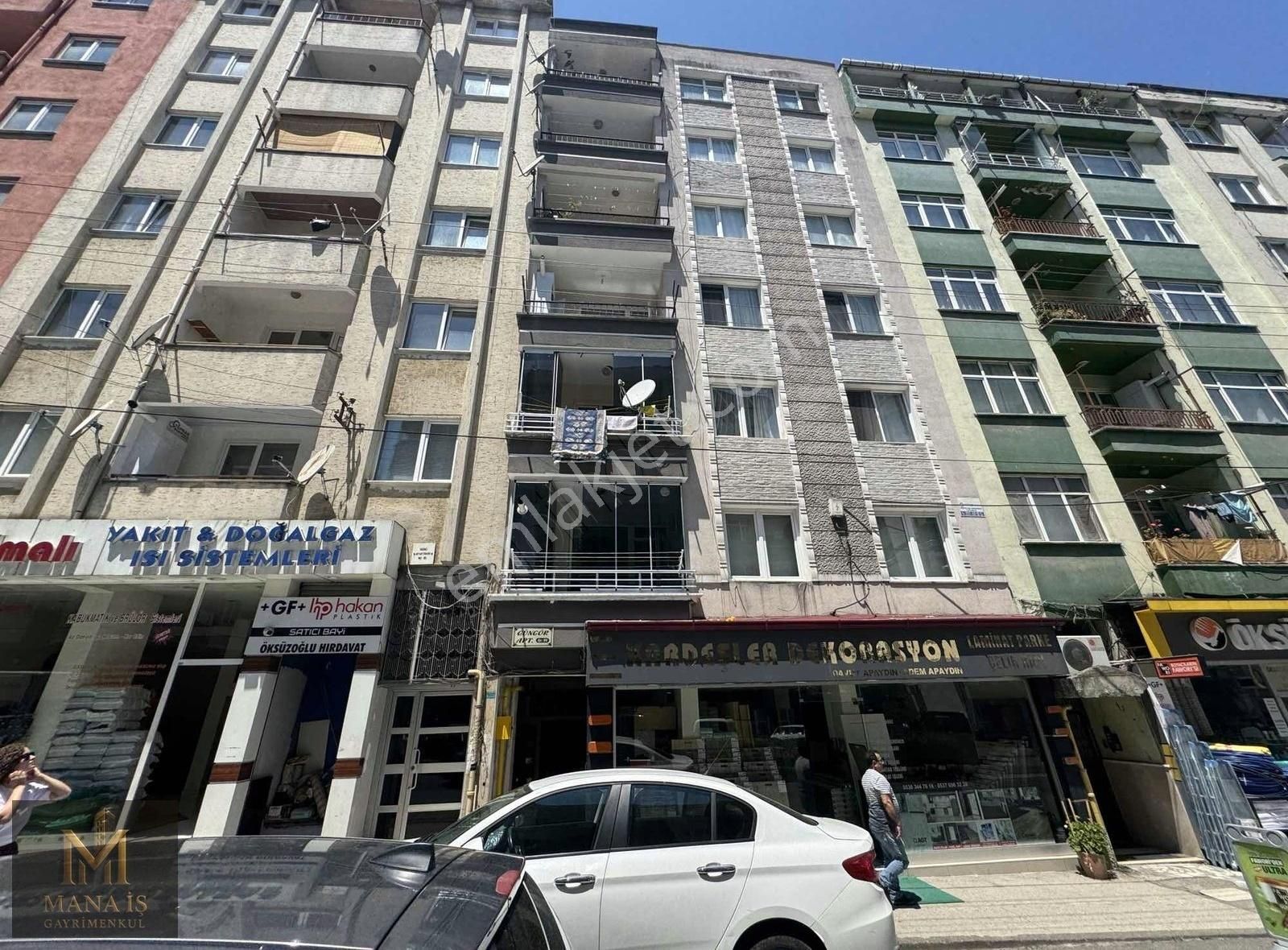 Mânâ İş Gayrimenkulden Şehir Merkezinde 2+1 Satılık Daire