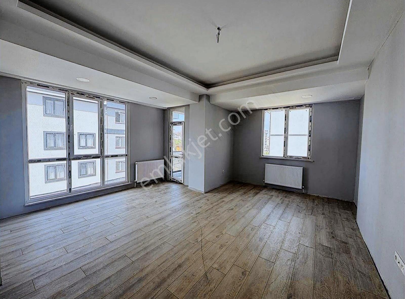Sultanbeyli Mimar Sinan Mh Satılık 2+1 Daire