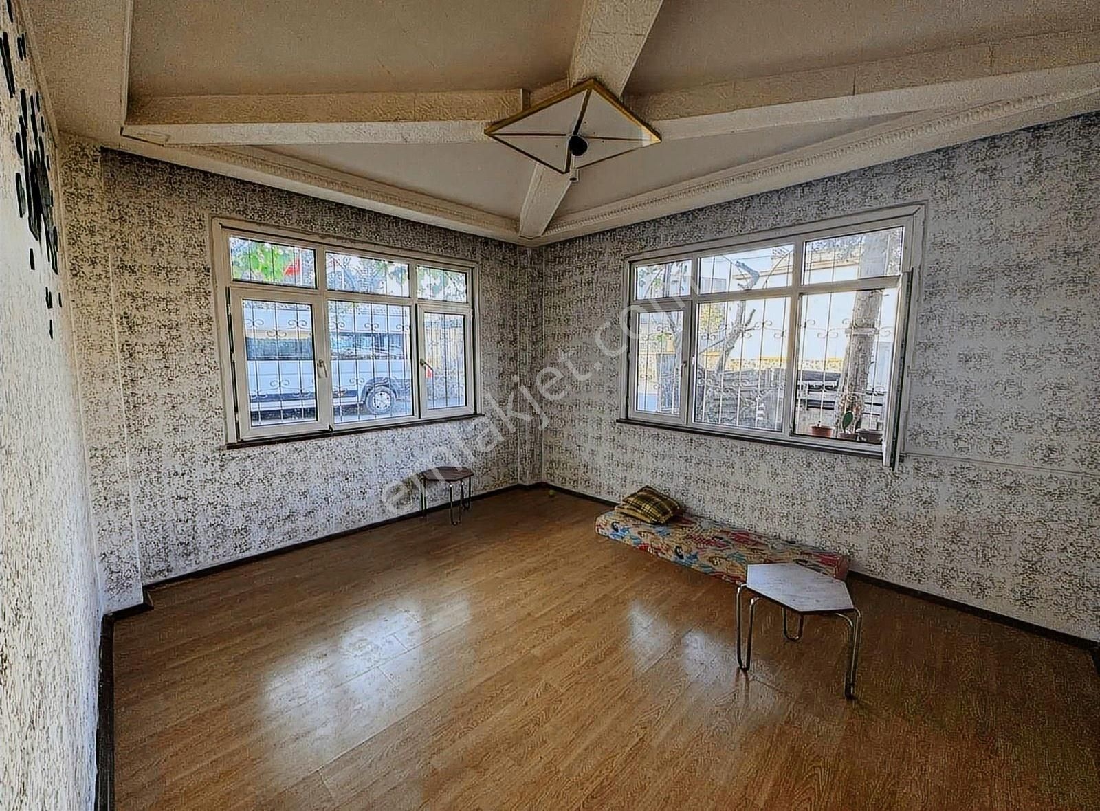 Yenidoğan Merve Mh Kiralık Temiz 2+1 Gecekondu
