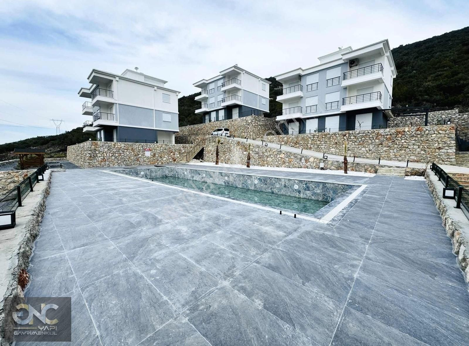 Didim Akbük'te Havuzlu Sitede Deniz Manzaralı Sıfır Daireler - Görsel 2