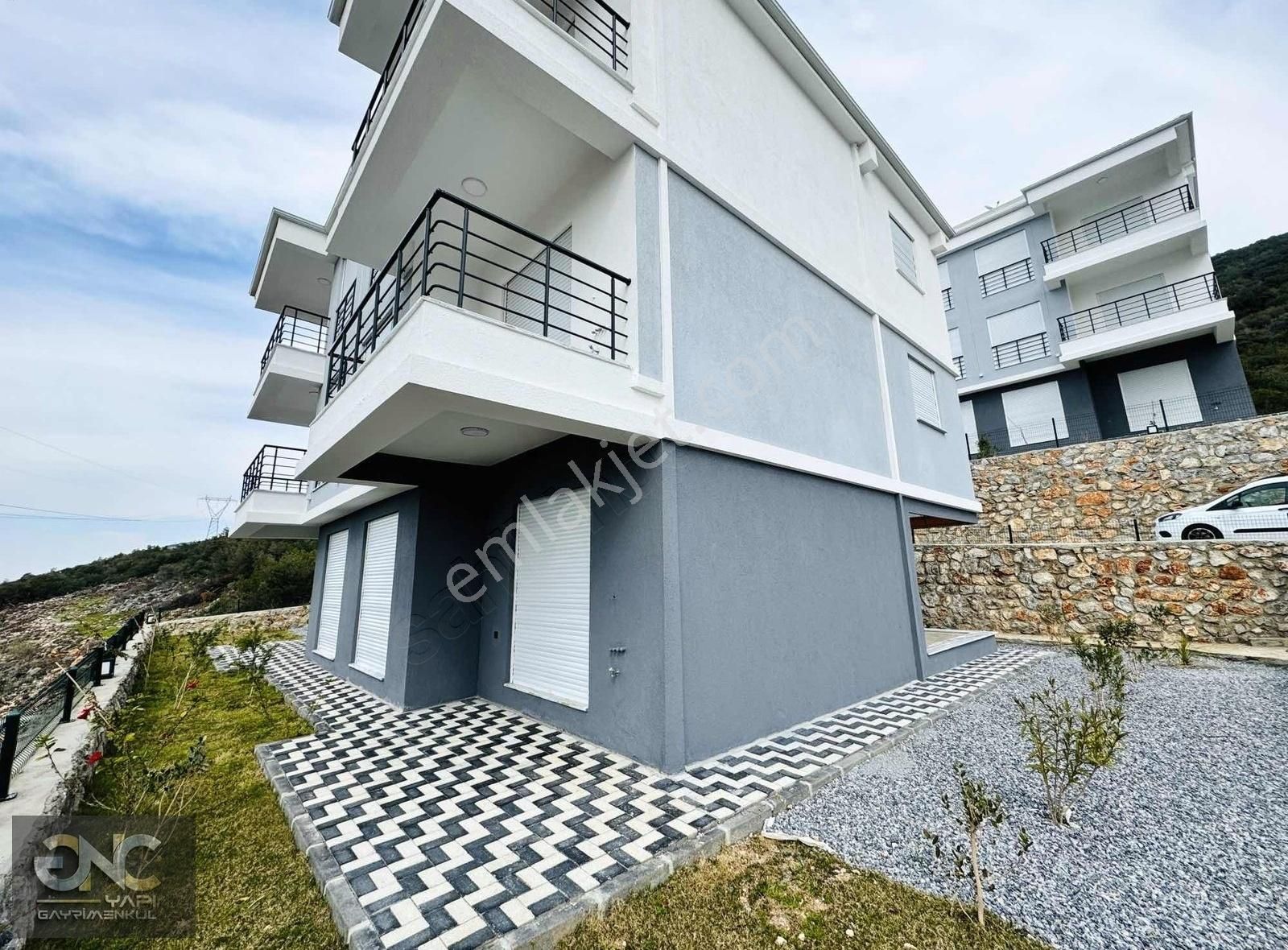 Didim Akbük'te Havuzlu Sitede Deniz Manzaralı Sıfır Daireler - Görsel 16