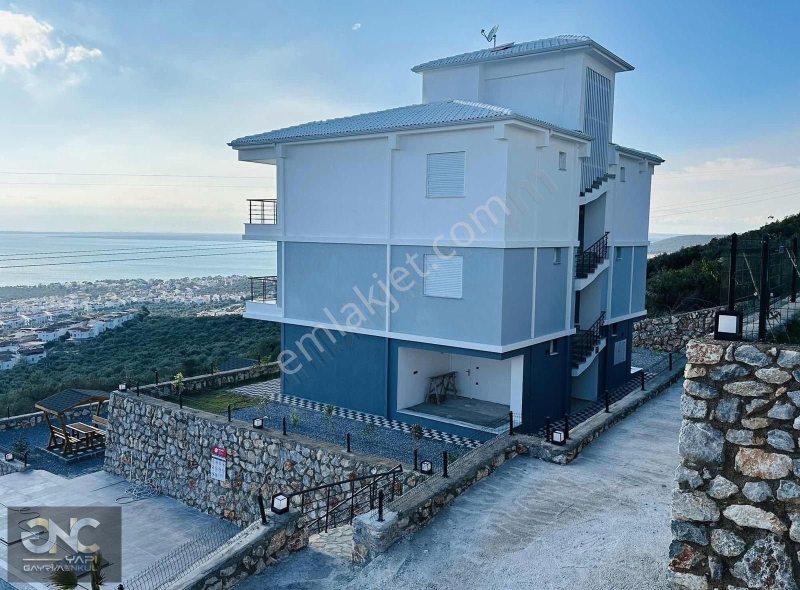 Didim Akbük'te Havuzlu Sitede Deniz Manzaralı Sıfır Daireler - Görsel 17