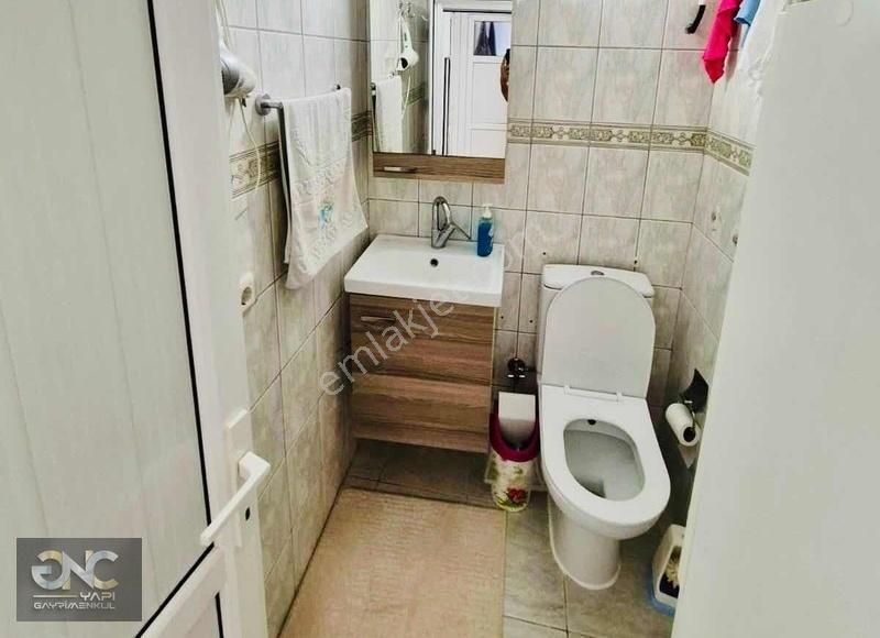 Denize Sıfır Sitede Geniş Bahçeli Eşyalı Deniz Manzaralı Yazlık - Görsel 20