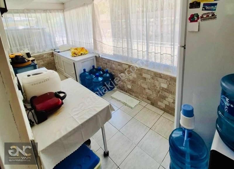 Denize Sıfır Sitede Geniş Bahçeli Eşyalı Deniz Manzaralı Yazlık - Görsel 24