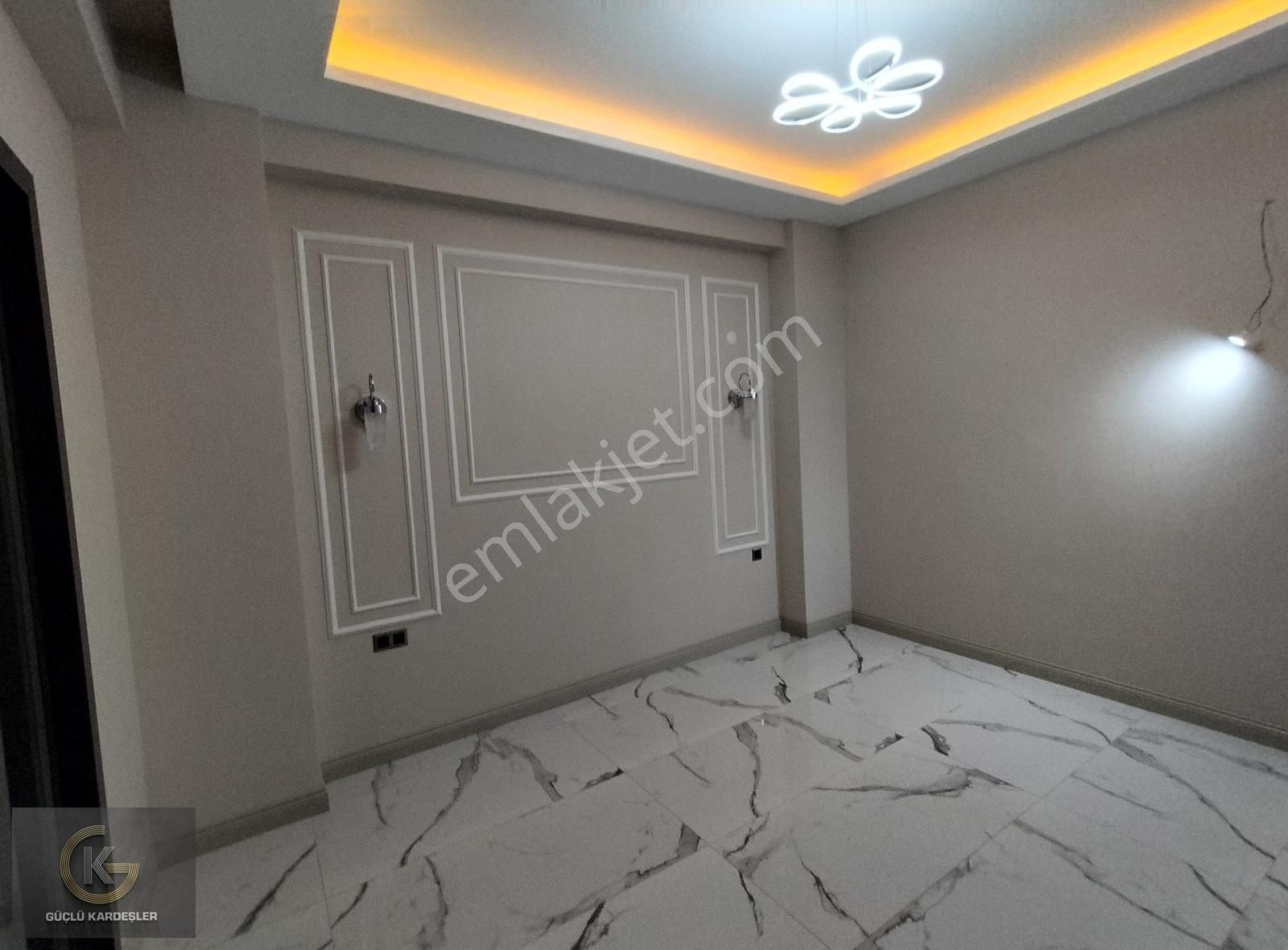 Güçlü Kardeşlerden Fenerde Denize 50 M. Ultra Lüks Villa - Görsel 29