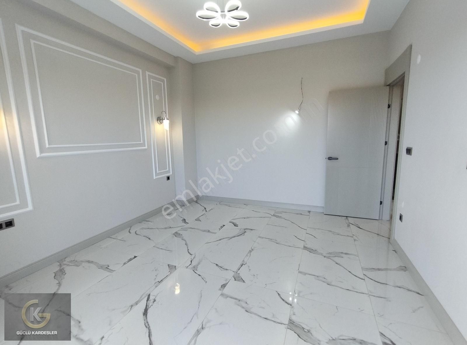 Güçlü Kardeşlerden Fenerde Denize 50 M. Ultra Lüks Villa - Görsel 28