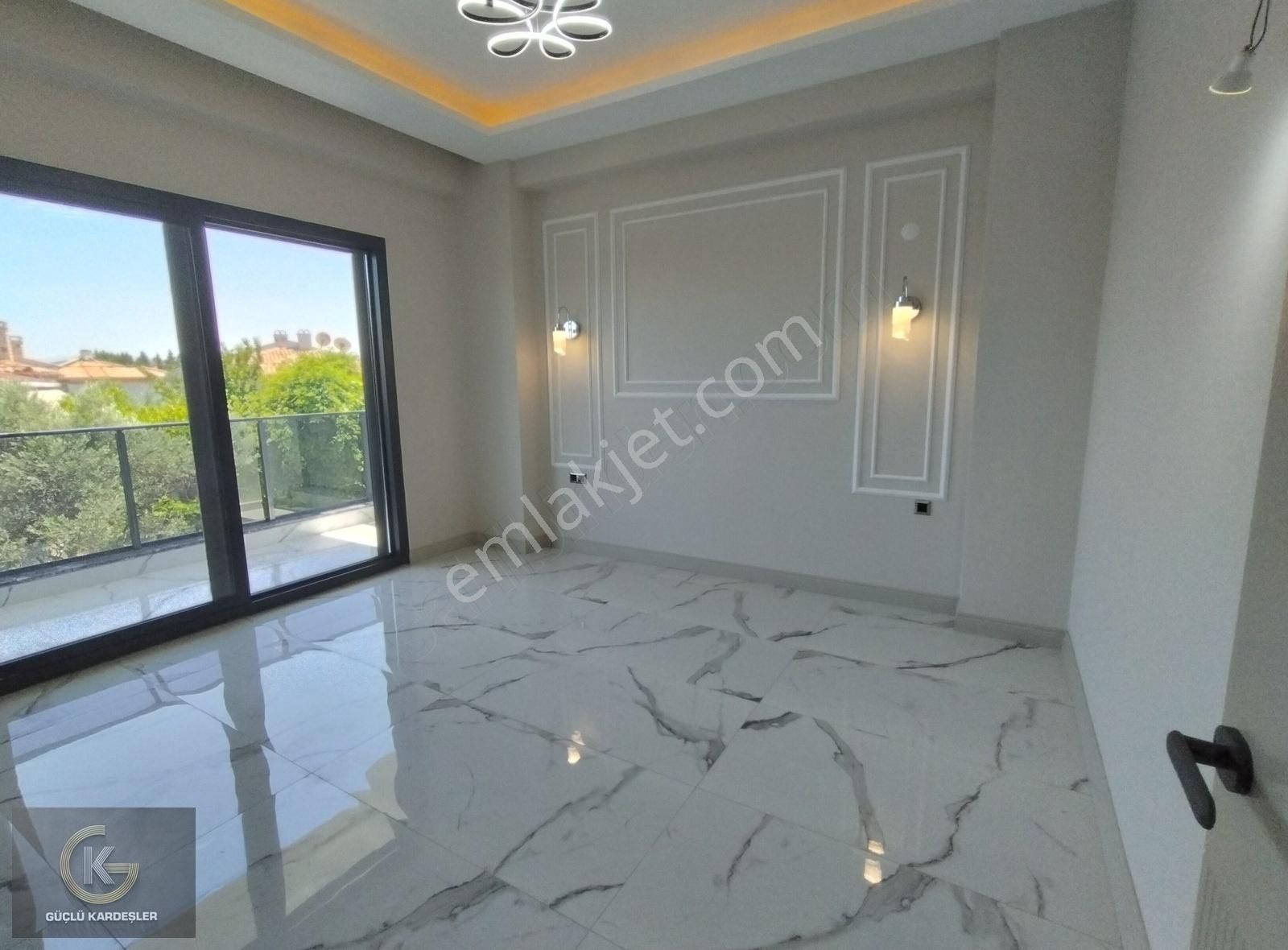 Güçlü Kardeşlerden Fenerde Denize 50 M. Ultra Lüks Villa - Görsel 26