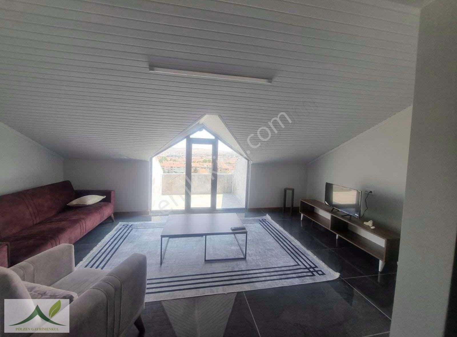 Polzen Gayrimenkul'den Gazi Mah. Eşyalı Kiralık 1+1 Daire