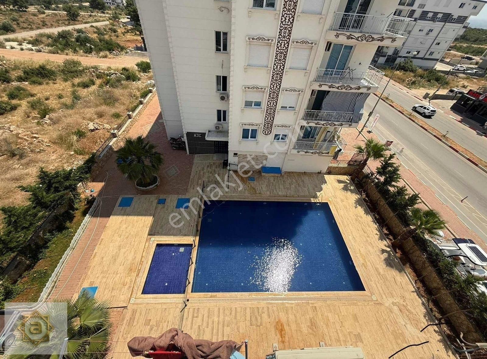 Şehir Hastanesi Yakını Cadde Üzeri 2+1 Satılık Daire