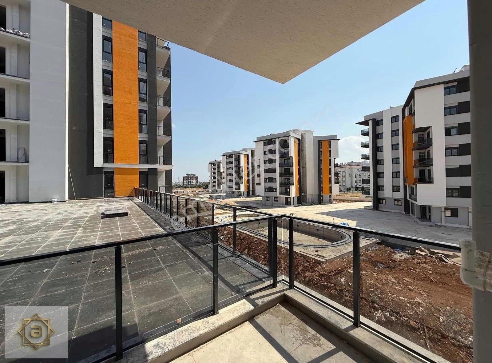 Atabay'dan Site İçerinde 3+1 Çift Havuz Lüks Satılık Daire