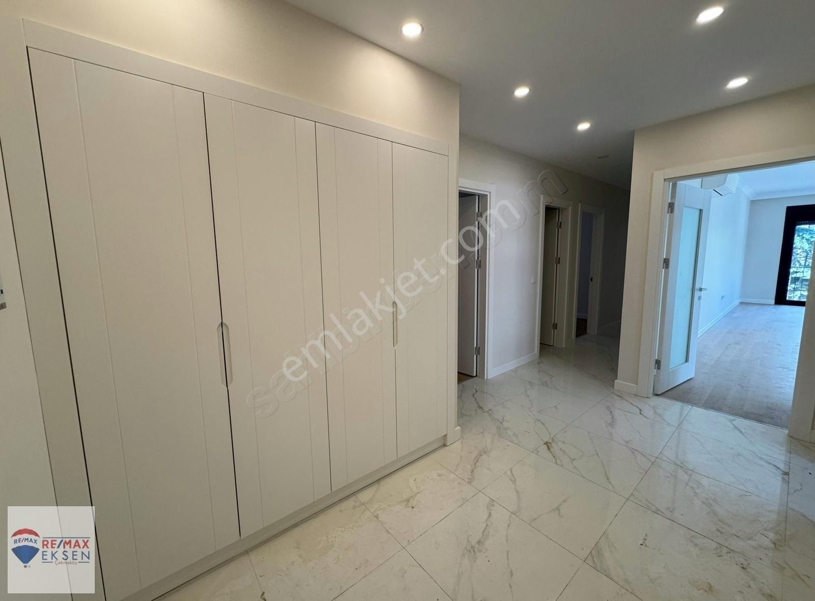 Bağdat Caddesi Yeni Binada İşyerine Kiralık 4+1 İskanlı Balkonlu - Görsel 15