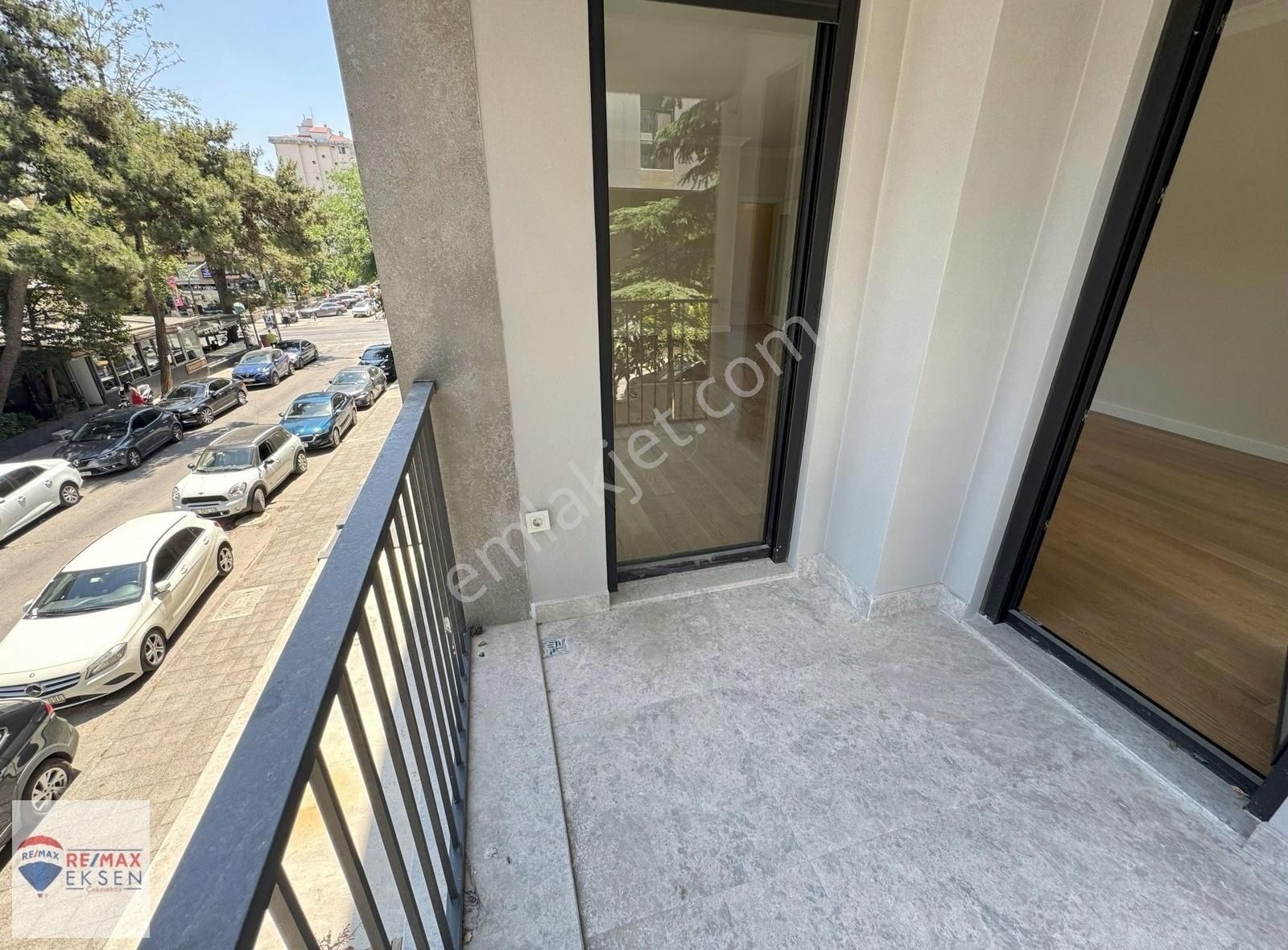 Bağdat Caddesi Yeni Binada İşyerine Kiralık 4+1 İskanlı Balkonlu - Görsel 14