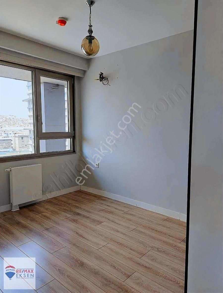 Emine Göktürk,den İnistanbul,da Boş Havuz Manzaralı Satılık 2+1 - Görsel 13