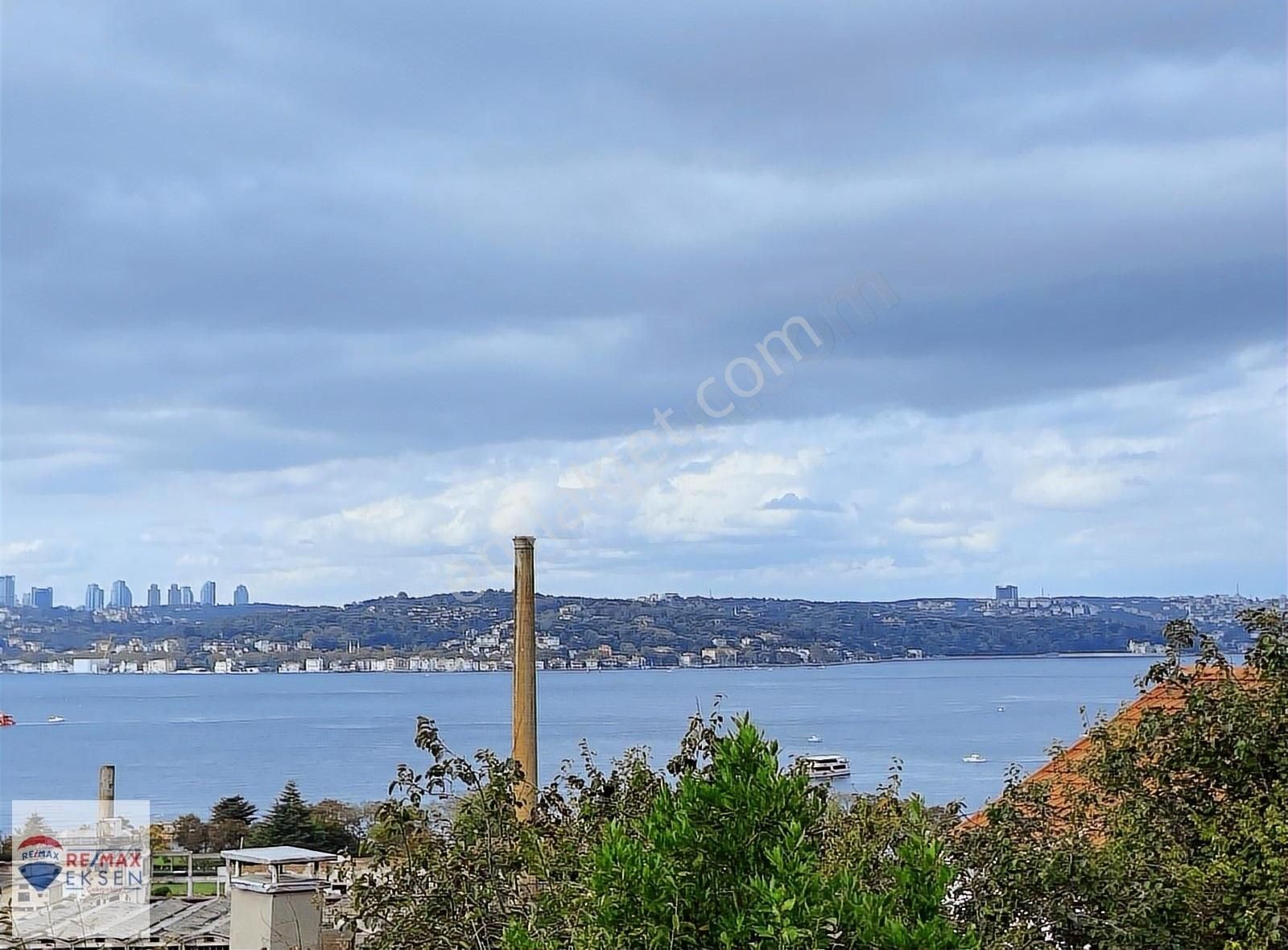 Beykoz İncirköy Boğaz Manzaralı Bahçeli Tek Katlı Müstakil Ev