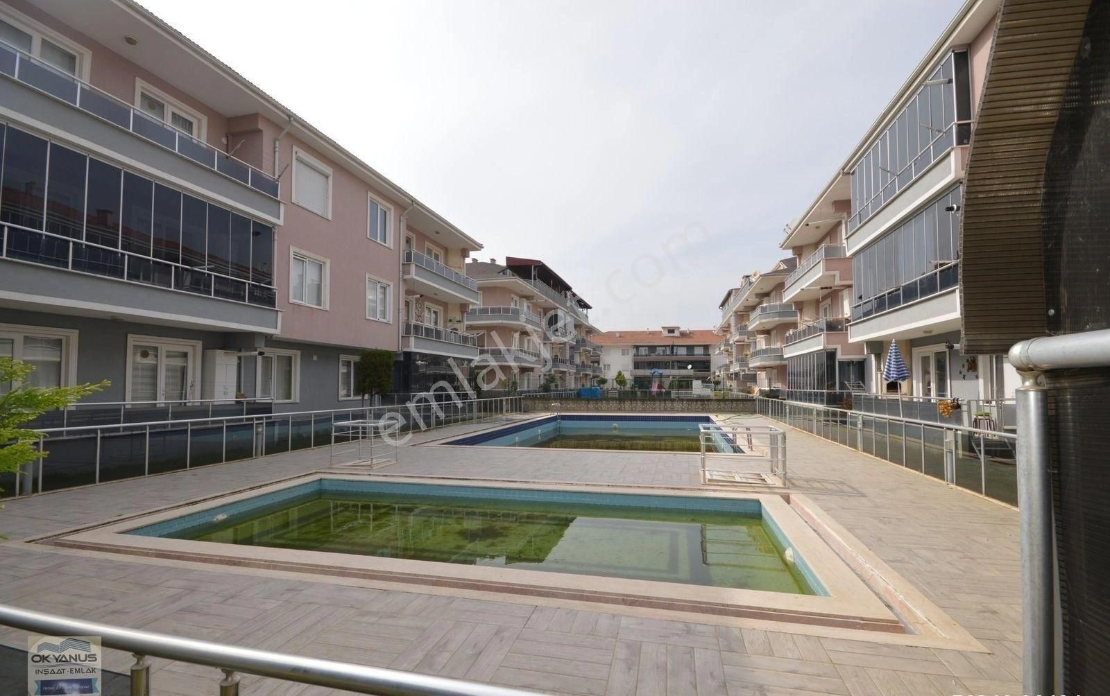 Karasu Da Havuzlu Sitede Asansörlü, Eşyalı 2+1 Daire Kaçmaz!