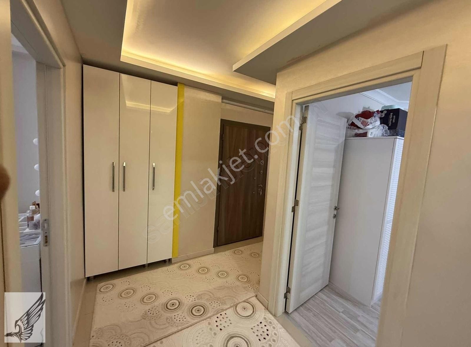 Seferihisar Merkezde Full Kredi İmkanı Çift Cephe 3+1 K.mutfak