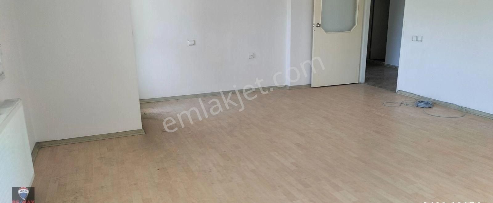 Kent Hastanesı Karşısında Asansörlü 3+1 Kiralık Daıre - Görsel 2