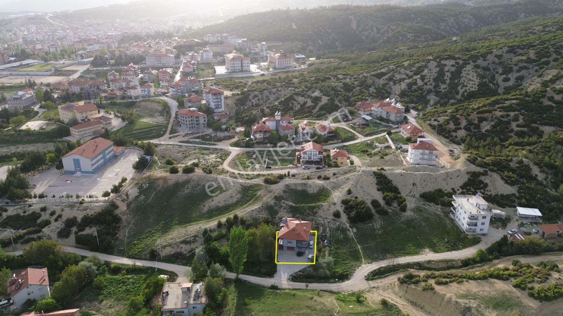 Vip Gayrimenkul'den Gündoğan Mah. 3+1 Bahçeli Müstakil Ev - Görsel 2