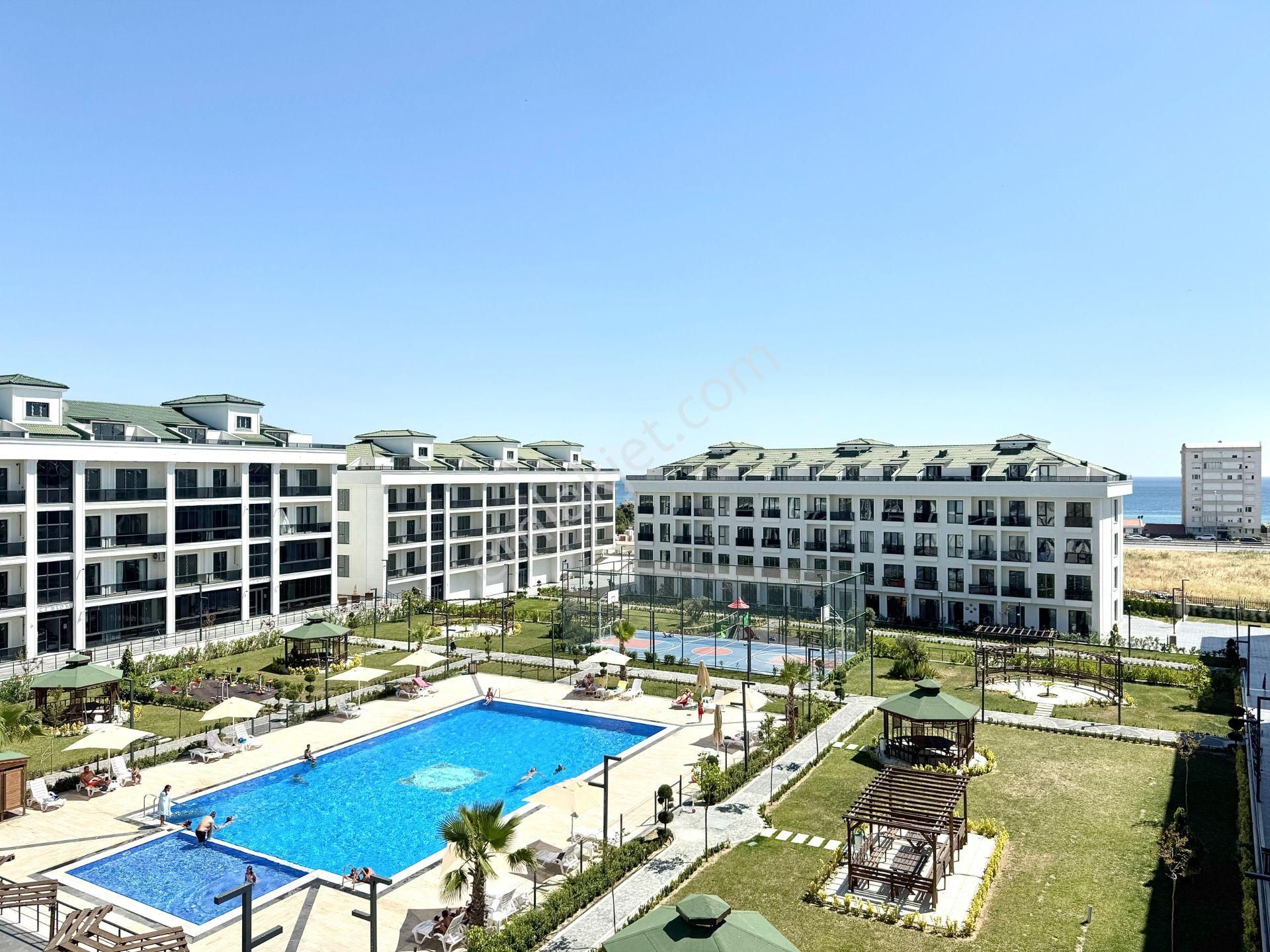 Goldhouse Dan Satılık Sıfır Lüks Havuzlu Site De 2+1 Daire