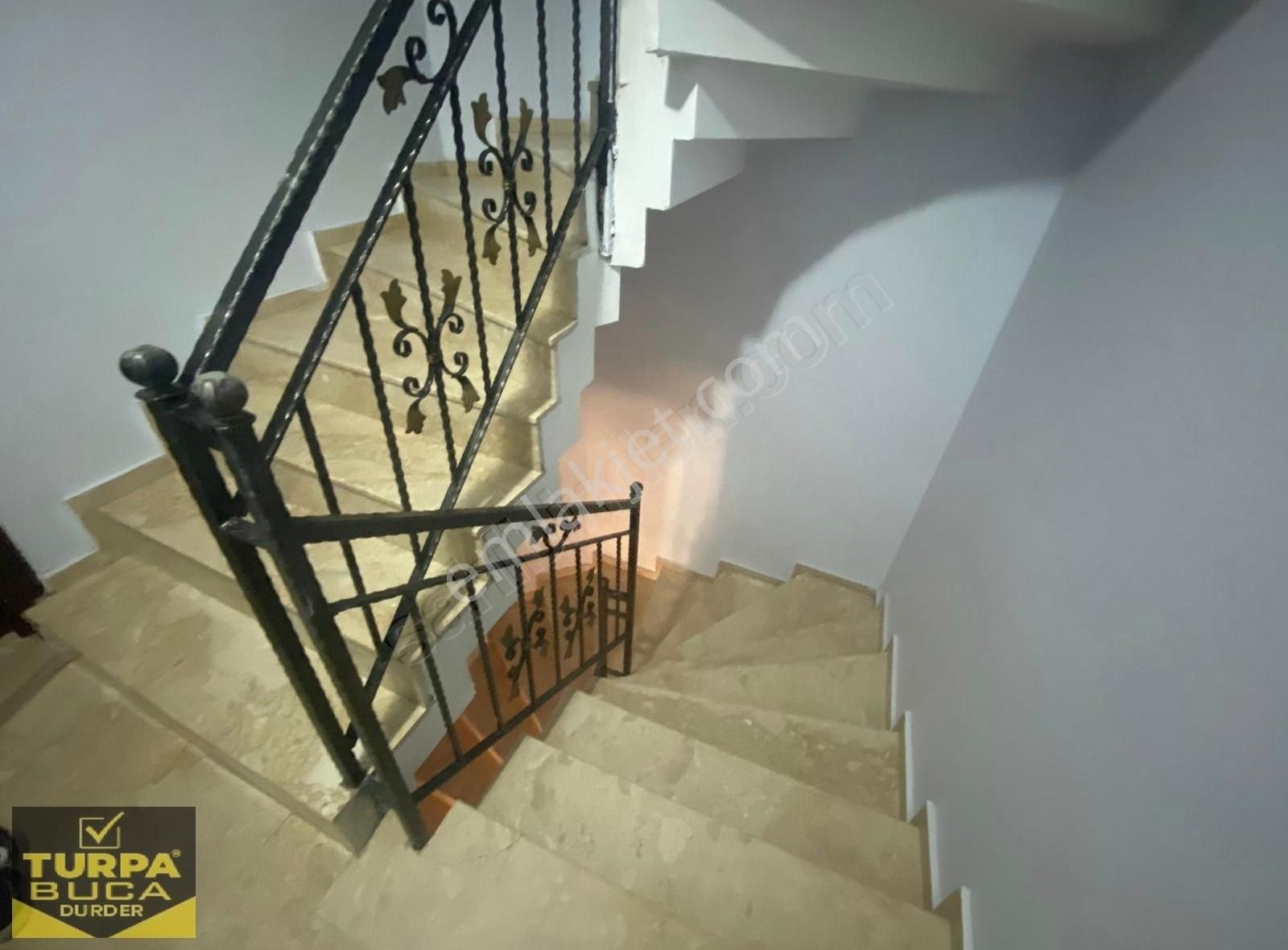 Adatepe'de Ünv.dibi 7 Sk. 2+1 Eşyalı İnv.klima,2 Balkonlu Daire