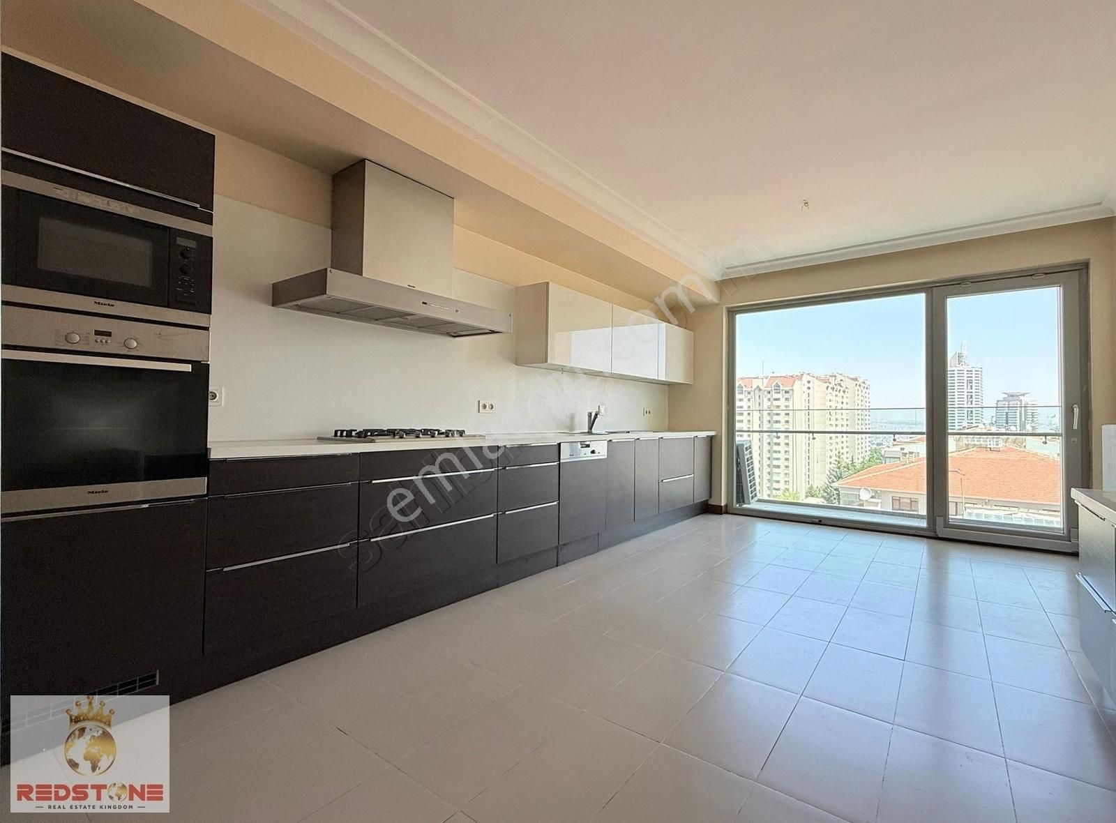 Ankara Çankaya Park Vadi Evleri Satılık 4,5+1 Daire