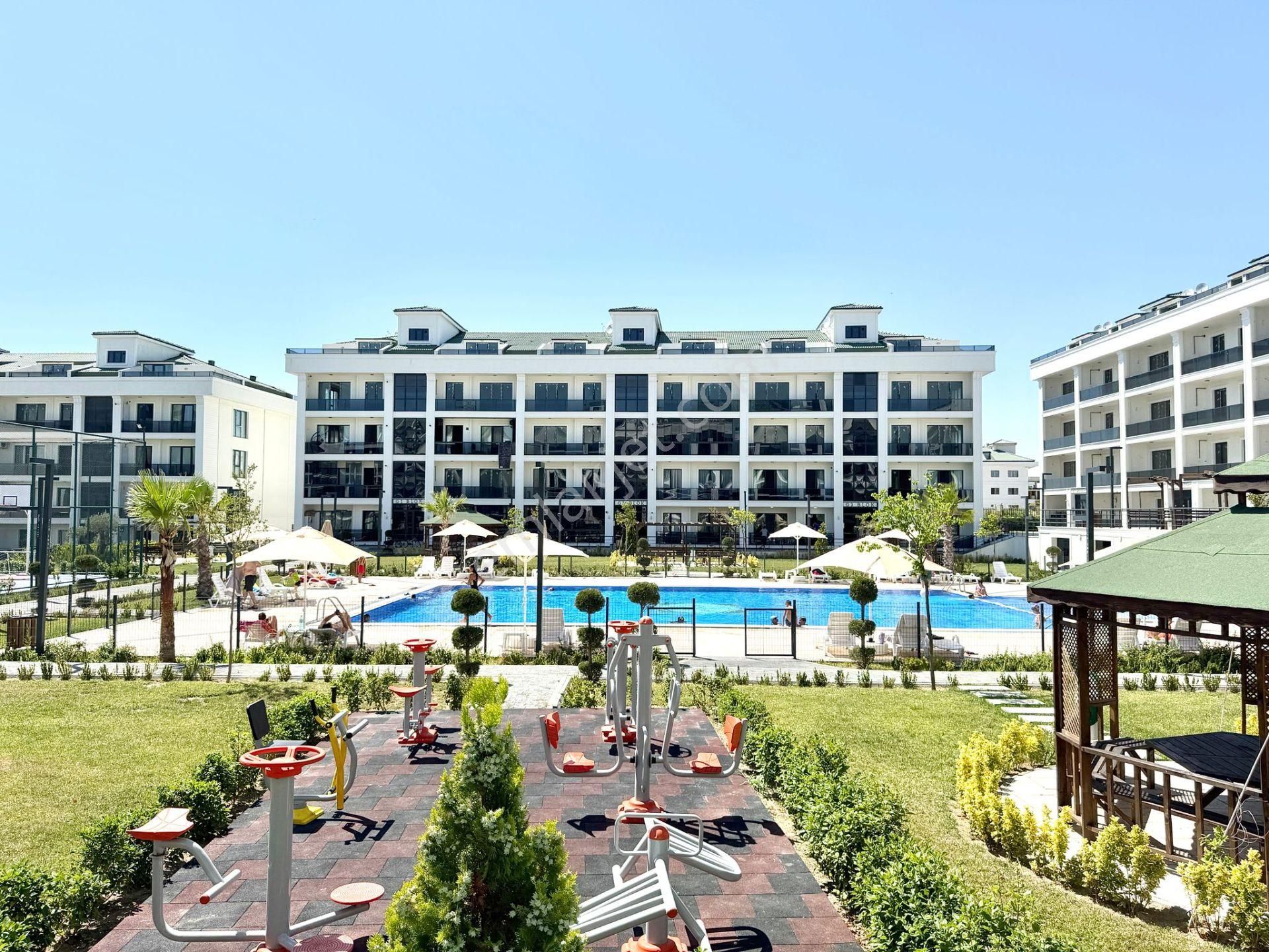 Goldhouse Dan Satılık Sıfır Lüks Havuzlu Site De 3+1 Daire