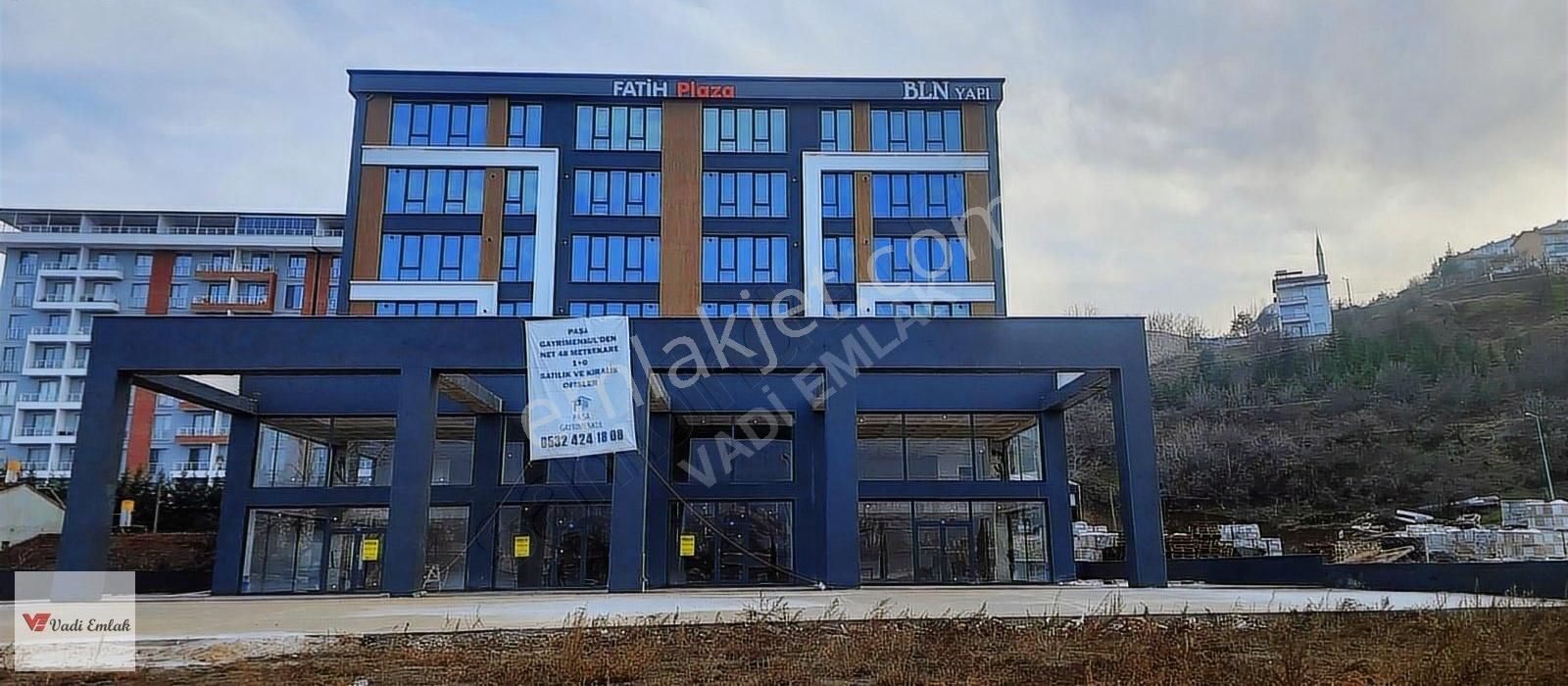 Vadi Emlak'tan Tokat-turhal Yol Kenarı Satılık Ofis